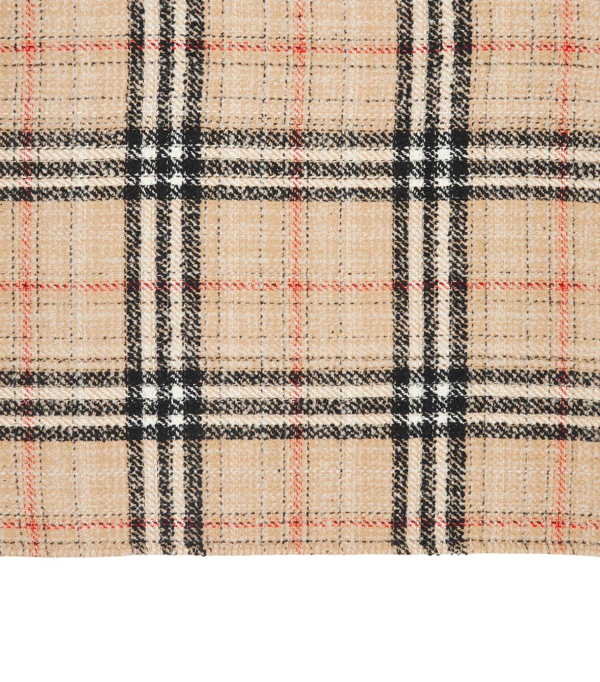 Burberry plaid throw blanket hot sale